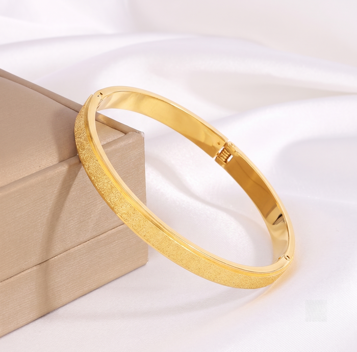Bracelet Jonc Pailleté Doré — Acier Inoxydable porté